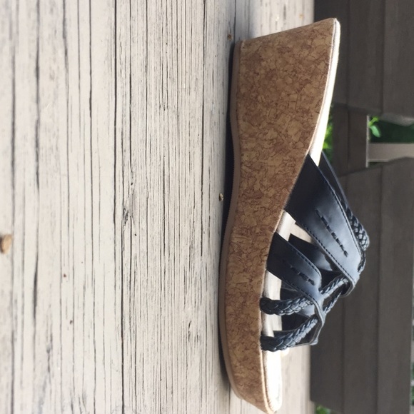 Never warn - Picture 2 of 2